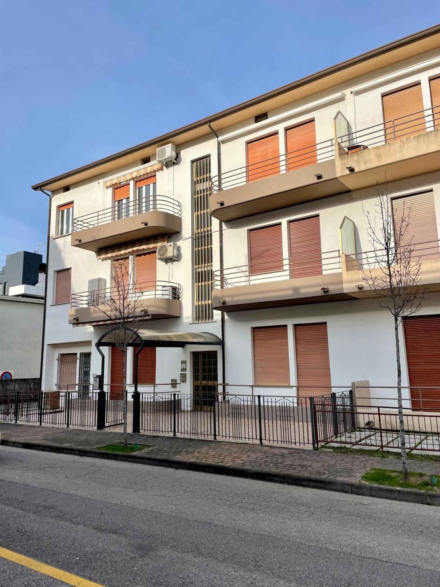 Ferienwohnung Tommy 1 Lignano Sabbiadoro Exterior foto